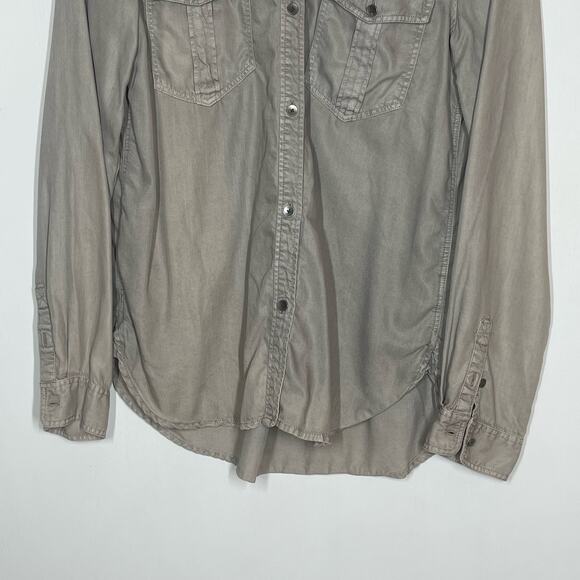 American Eagle Button Down Shirt Women's Size Medium Taupe Boyfriend Fit Washed - Picture 4 of 6